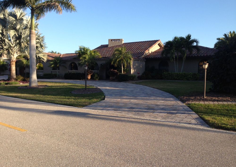 Punta Gorda Real Estate - Kelly Ford, Salesperson, REALTOR®